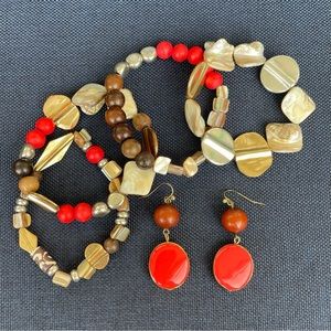 GREAT TO BUNDLE AND SAVE!  Bright coral bracelet and earring bundle
